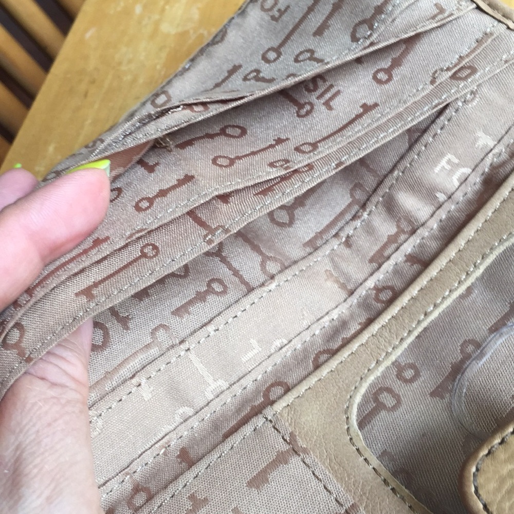Fossil Wallet In Good Condition - image 5